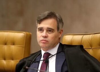 Mendonça vota por prorrogação da CPMI do INSS e fala em “roubo de bilhões dos mais vulneráveis”