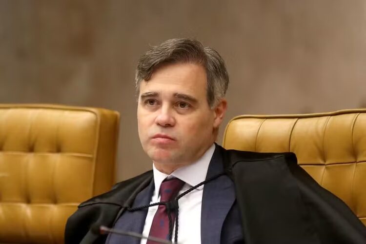 Mendonça vota por prorrogação da CPMI do INSS e fala em “roubo de bilhões dos mais vulneráveis”