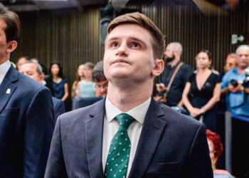 “Enfia Jesus no seu c*”: debate entre Lucas Pavanato e mulher trans explode