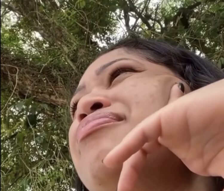 Idoso de 70 anos faz proposta para cadeirante morar com ele e até casar para deixar aposentadoria e casa