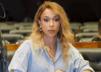 Erika Hilton é eleita presidente da Comissão de Defesa dos Direitos da Mulher na Câmara