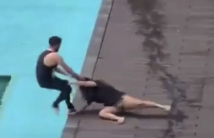 Homem tenta afogar esposa na piscina durante lua de mel na Malásia