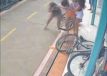 Em Afuá, discussão entre mulheres termina em agressão no meio da rua