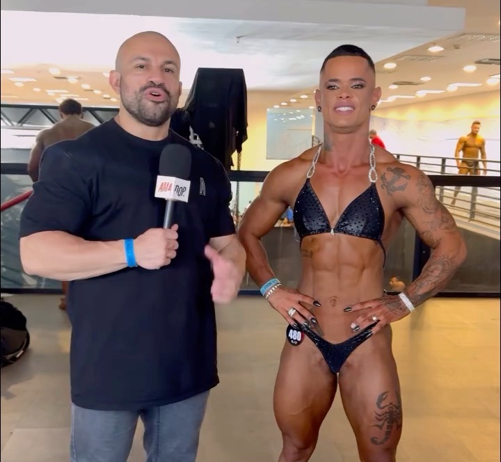 Fisiculturista chama atenção com físico impressionante em competição e viraliza nas redes