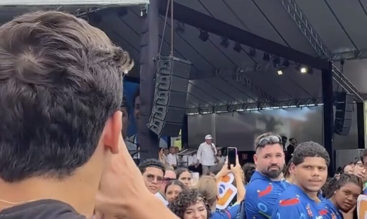 Influenciador chama Lula de “ladrão” em evento e acaba detido pela PF