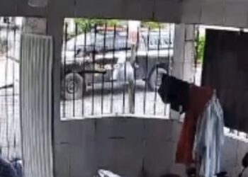 Colisão com viatura policial deixa motociclista ferido e causa transtornos no trânsito no Jurunas