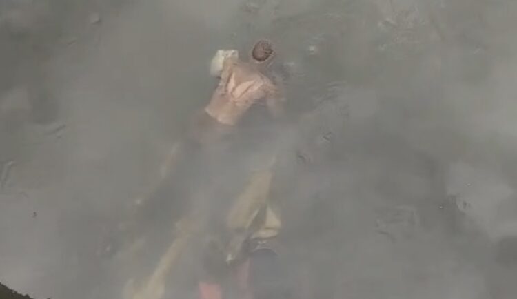 Corpo de homem é encontrado boiando no canal do Galo, no Barreiro