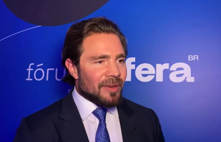 Banco Master declara R$ 41,7 milhões em pagamentos a políticos e ex-autoridades