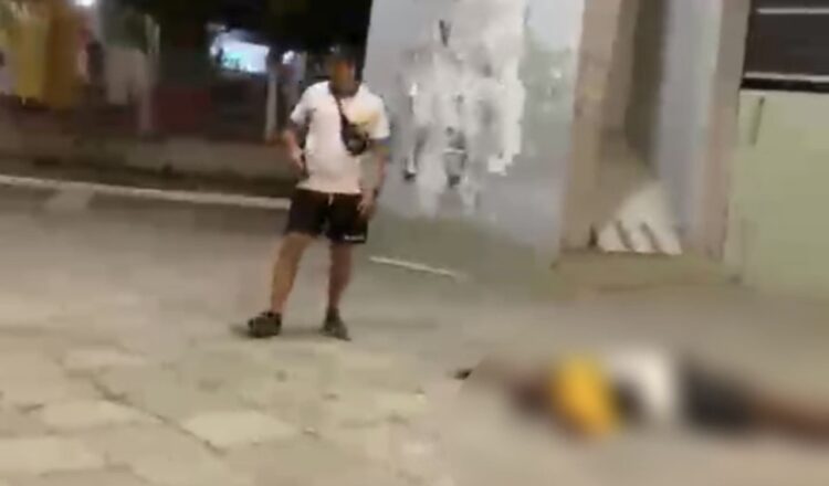 Homem em surto é morto após tentar tomar arma e agredir PM de folga