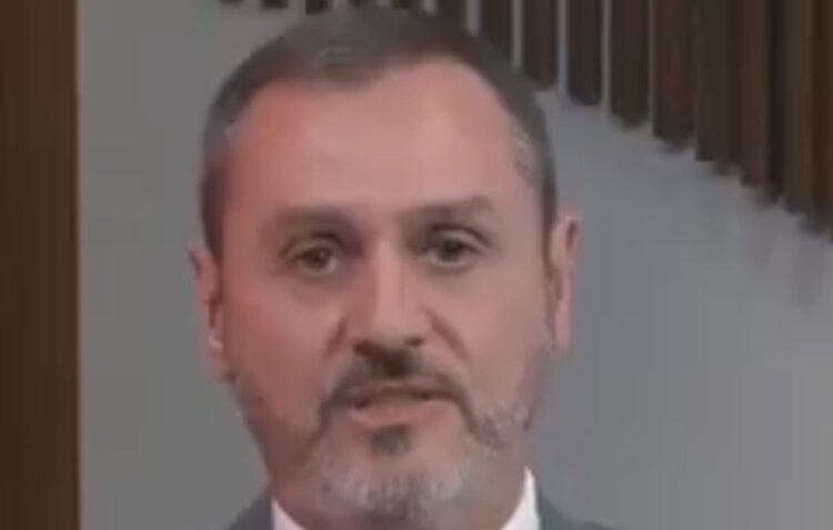 Após retirada de delegado da PF nos EUA, Brasil reage e retira credenciais de agente americano