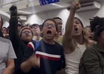 Trans protestam contra lei que proíbe uso de banheiro feminino em Campo Grande