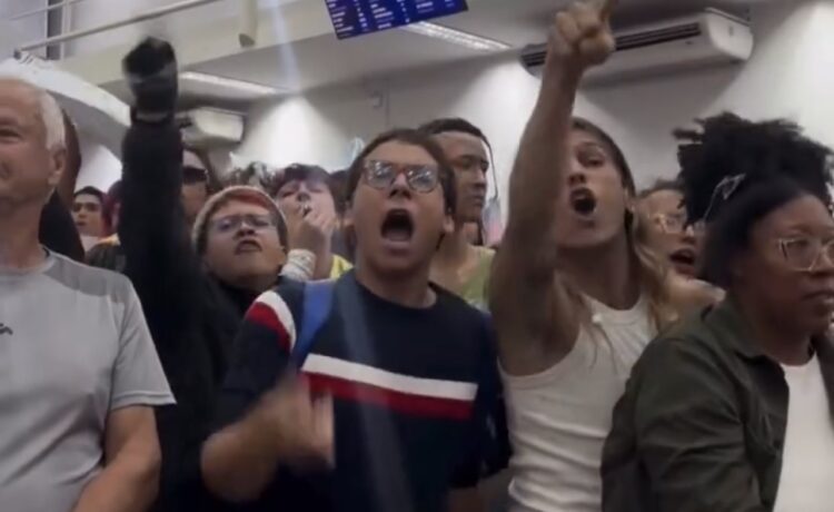 Trans protestam contra lei que proíbe uso de banheiro feminino em Campo Grande