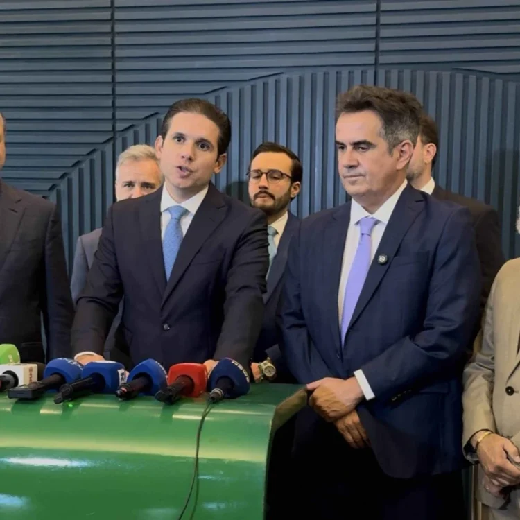 PF investiga entrada de malas sem fiscalização em voo com Motta, Ciro e empresário de bets