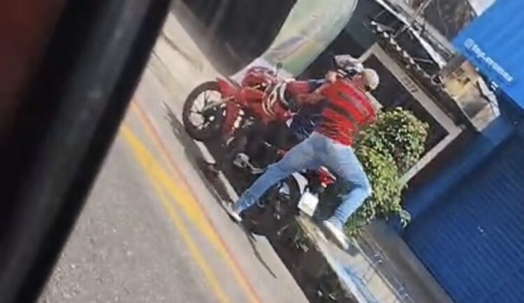 Clientes são assaltados à mão armada durante almoço no Guamá