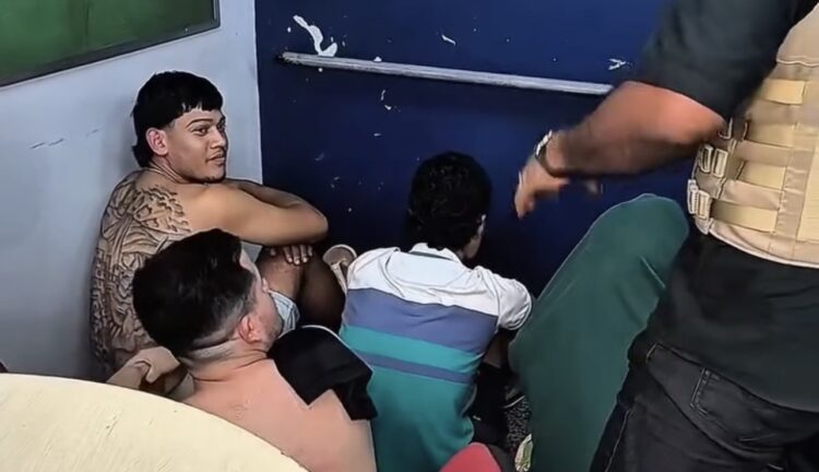 Cobradores de agiota são detidos em Manaus e explicam esquema: “Pegou, tem que pagar”