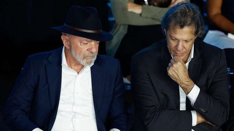 Após derrota de Messias, Haddad afirma que resultado deixa “gosto amargo” e defende que ele seria forte opção para o combate à corrupção no país