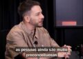 “Prefiro ser confundido com Gay do que machão alfa”, diz cantor Júnior Lima durante entrevista