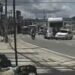 Motorista perde controle de carro após manobra arriscada e mata entregador por aplicativo