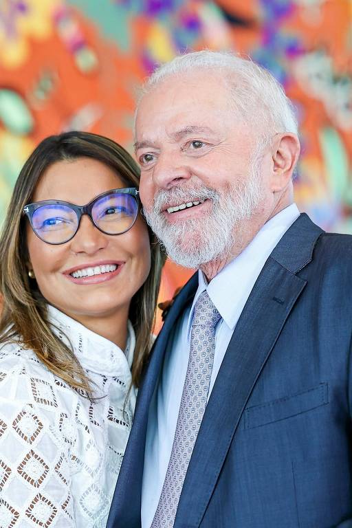 Janja faz nova viagem internacional e já soma mais dias fora do Brasil que Lula