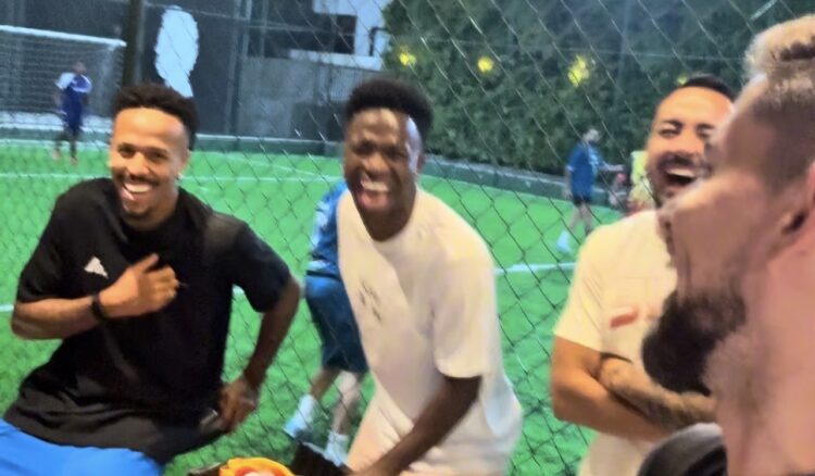 Vídeo mostra Vini Jr. dando gargalhada com amigos em resenha após término com Virginia