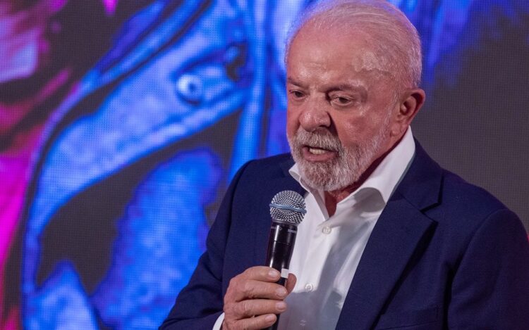 Lula diz que a pandemia da COVID fez a sociedade se endividar: “tá com nome sujo por causa de dívida de R$ 100 reais”