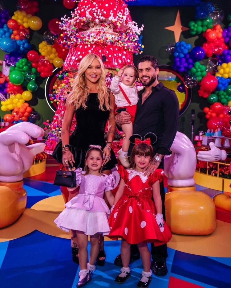 Virginia Fonseca canta ‘Só Tem Eu’ com Zé Felipe na festa da filha mais velha, Maria Alice