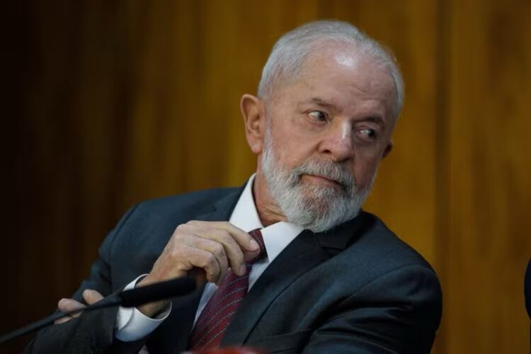 Lula endurece discurso contra facções: “Quem quiser ser dono do território vai ser dono da cadeia”