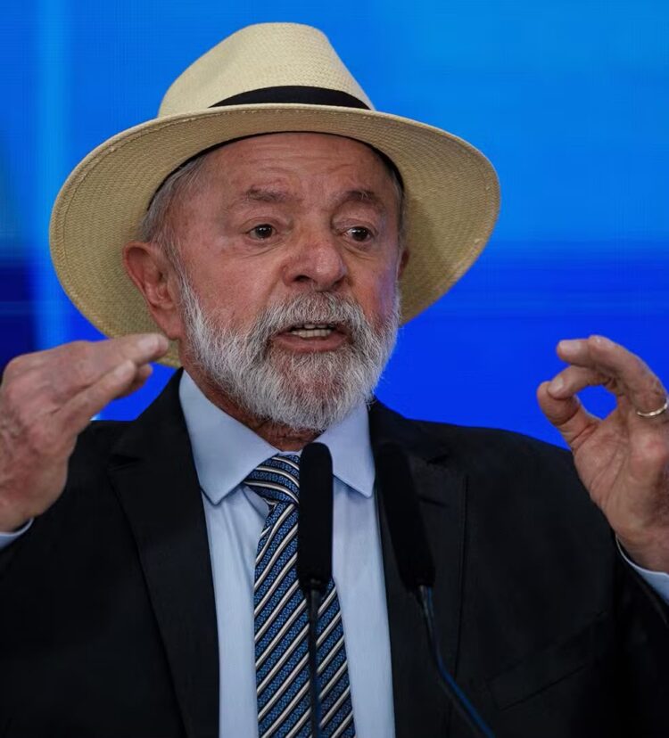 Custo das “bondades” de Lula pode travar o Brasil, aponta análise da CNN