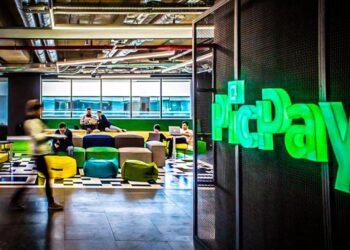 PicPay e BRB são alvos de operação que apura suspeita de fraude em folha de pagamento de servidores do Distrito Federal