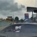 Motorista se recusa a dar passagem e carros se envolvem em confusão no trânsito