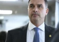 Sem definir vice, Flávio Bolsonaro diz que prefere uma mulher na chapa presidencial