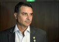 Flávio Bolsonaro diz que suspenderá reforma tributária por um ano caso seja eleito