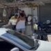 Mototaxistas brigam no meio da rua e acabam levando bronca de vendedora no Guamá