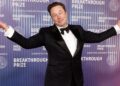 Elon Musk se torna o primeiro trilionário da história após disparada da SpaceX