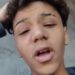 Carro fica pendurado em morro após jovem perder controle ao dar ré: “Minha mãe vai me matar”