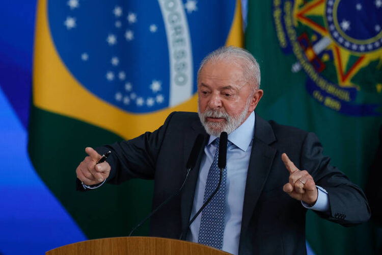 Lula volta a atacar Marco Rubio e o chama de “latino-americano frustrado”