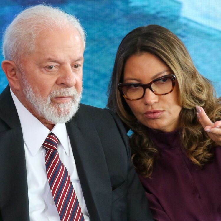 52% desaprovam participação de Janja no governo Lula